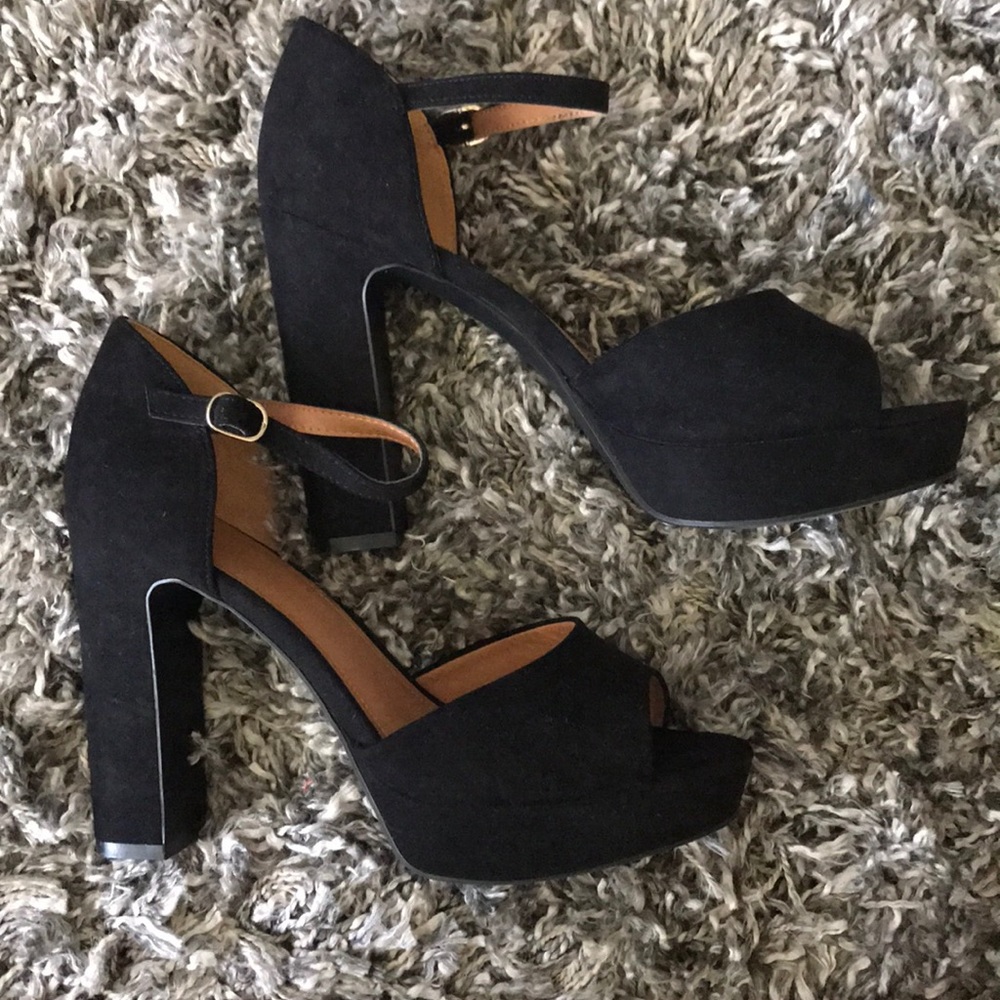 Black heels